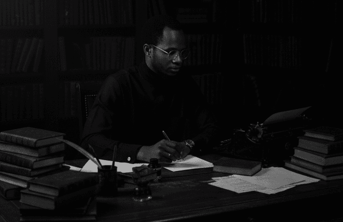 Papywoss — Écrivain et Poète Sénégalais